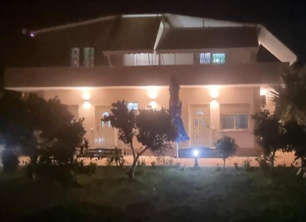 Vila Megi-Rent Room Vlorë Exteriör bild