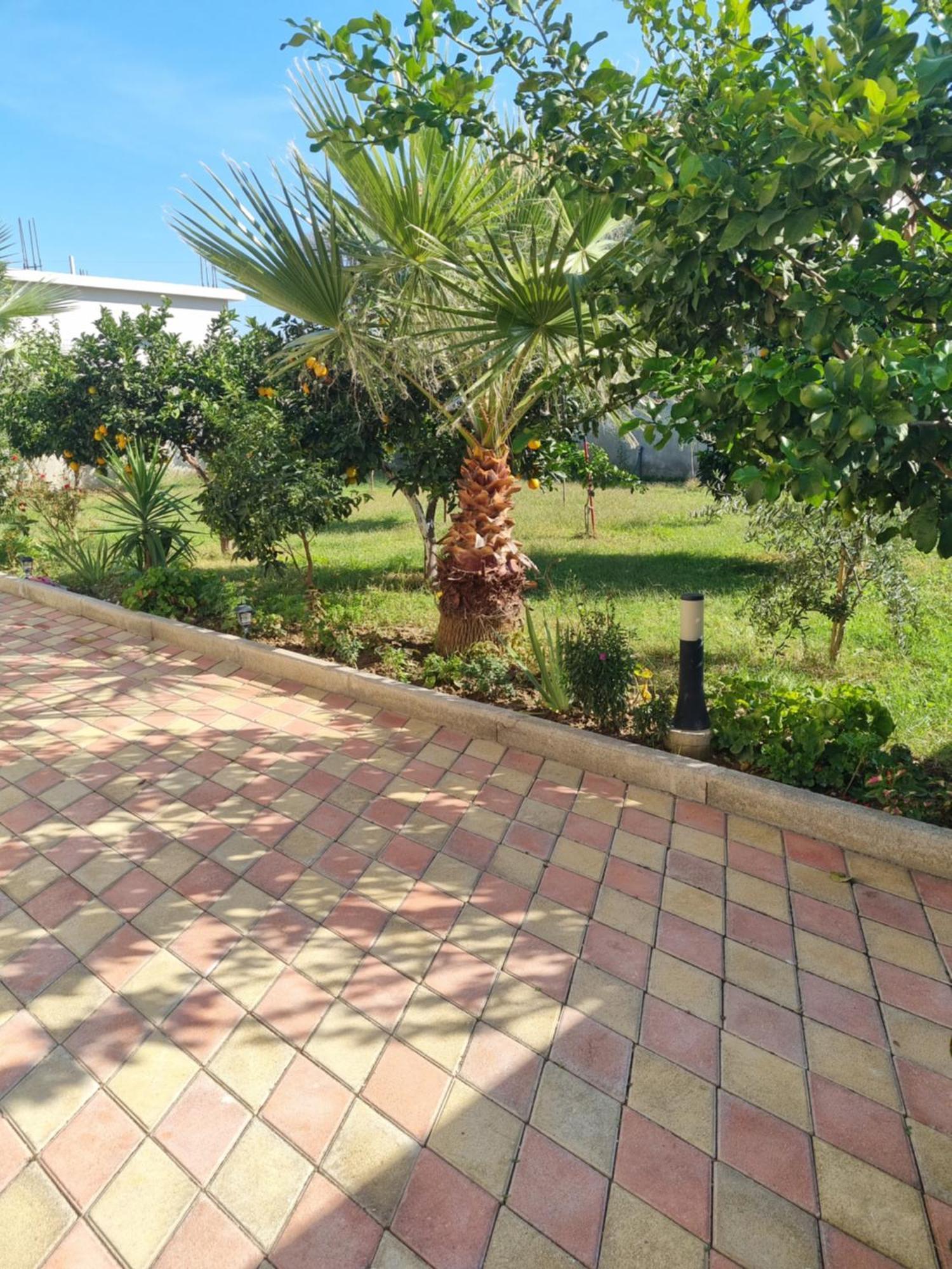Vila Megi-Rent Room Vlorë Exteriör bild